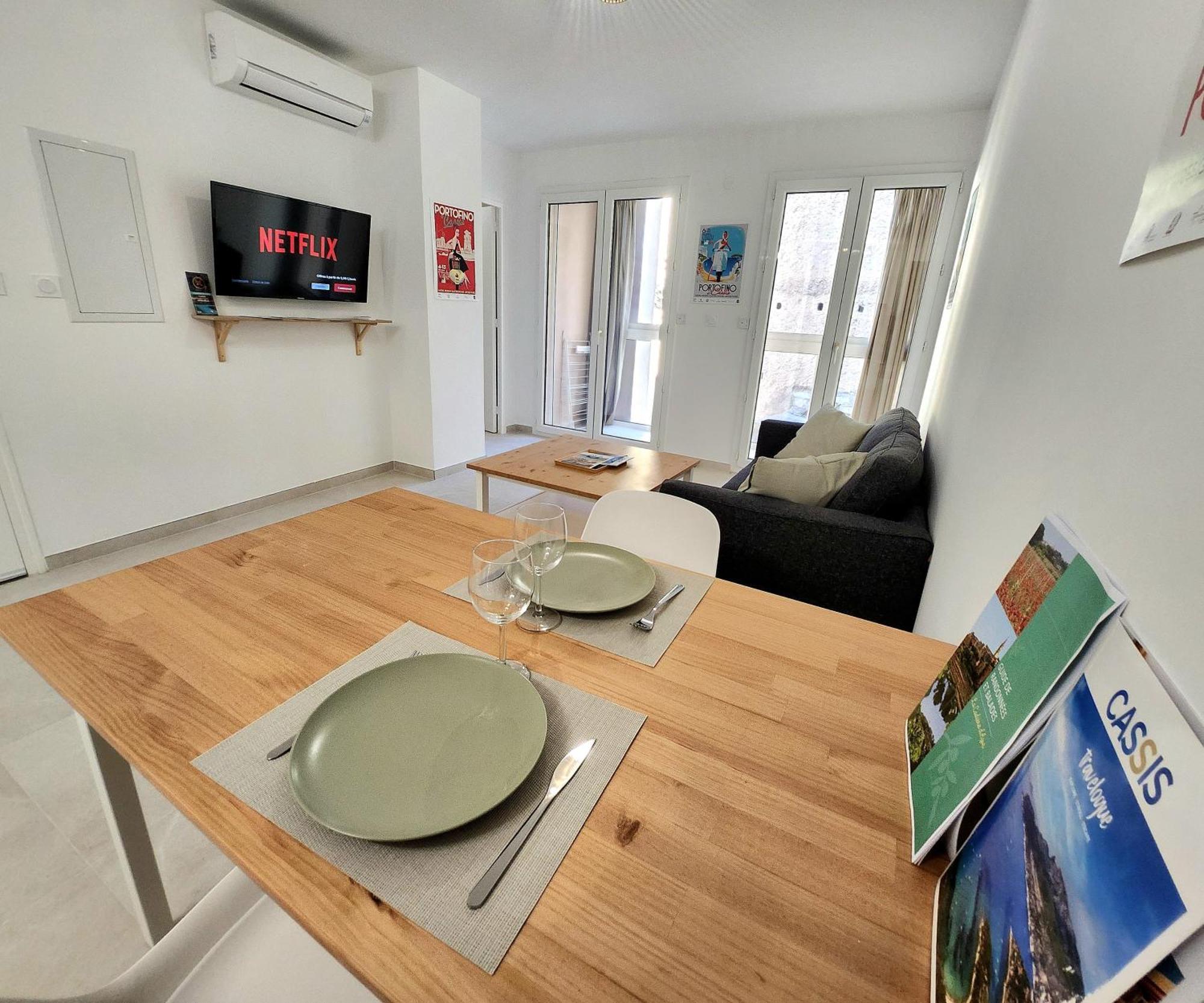 Apartment Le Cassidain - Port Et - Luxious